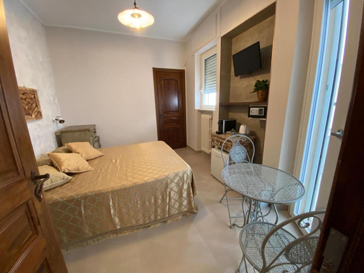 Bed and Breakfast La Fontanella Lecce Exterior foto